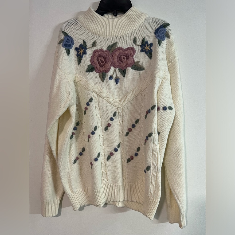 Alfred Dunner vintage sweater with embroidery